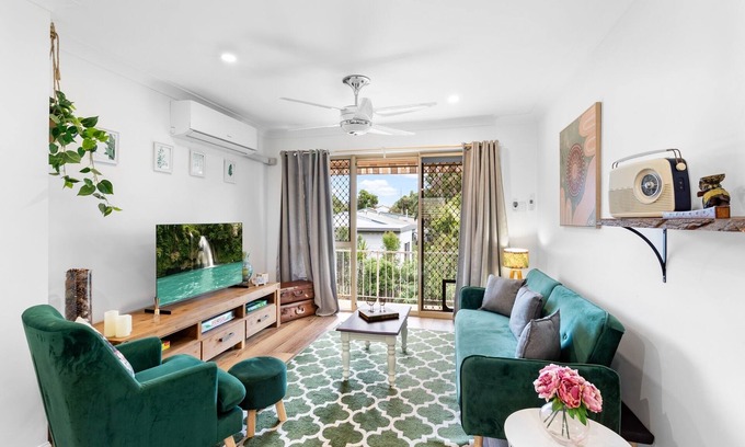 Scarborough Appartement | Seaside Serenity: Charming 2-Bedroom Getaway