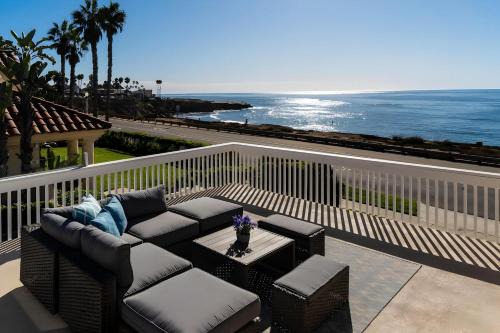 Sunset Cliffs Maison | Seaside Serenity Stunning Oceanfront Retreat