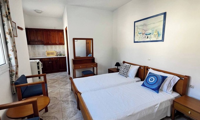 Avlakia Appartement | Seaside studio with a view