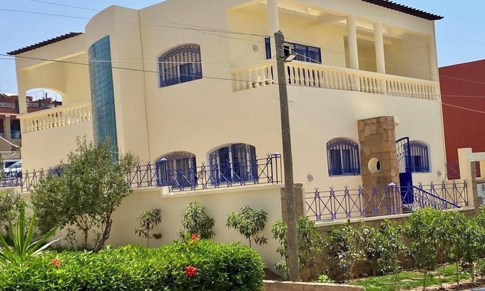 Imi Ouaddar Villa | Villa Balnéaire en bord de mer à 200 mètres de la plage