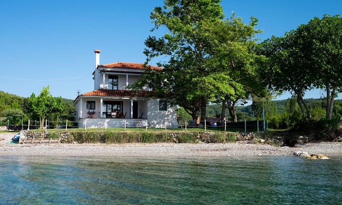 Aravissos Villa | Villa en bord de mer en Grèce