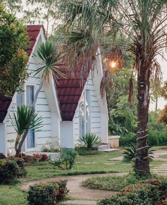 Jepara Hôtel | Seaside Villa & Muse Beach Resto