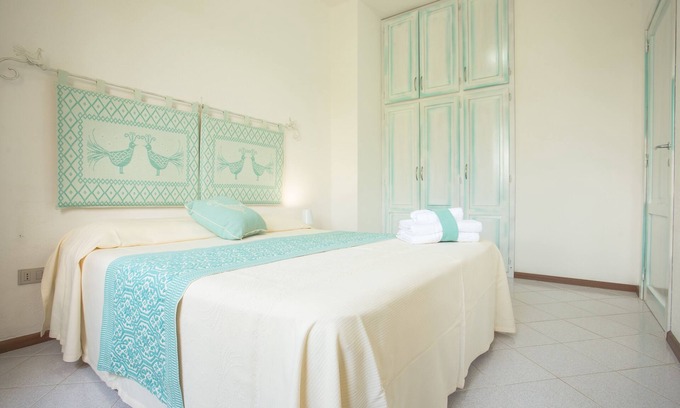 Case Peschiera-Lu Fraili Maison | Mer Villa entourée d'un beau jardin