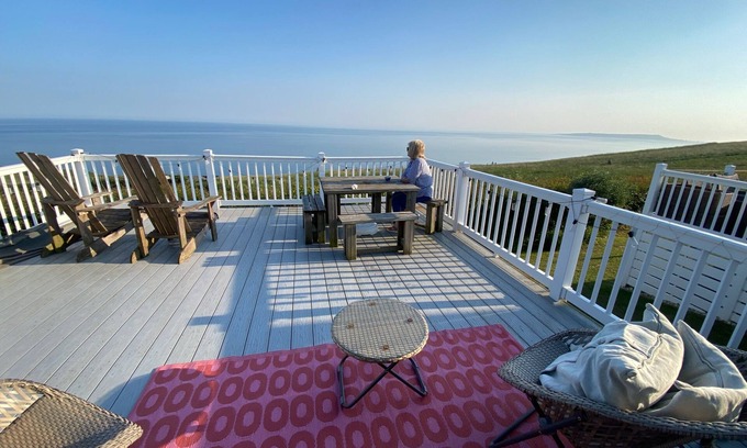 Kimmeridge Chalet De Ski | SeaView Chalet-DurdleDoor-Sleeps4to6- Pet friendly