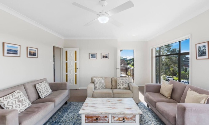 Barrack Heights Maison | Seaview Escape Beach Family Getaway with Games