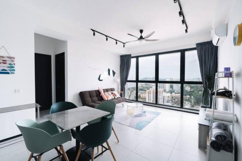 George Town Appartement | Seaview Infinity Pool 3BR 2Carparks 8Pax