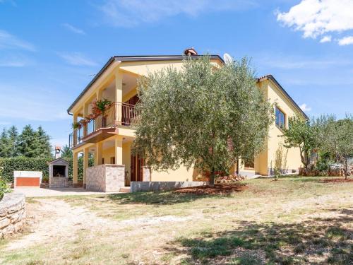 Kukci Appartement | Secluded Apartment in Poreč with Garden