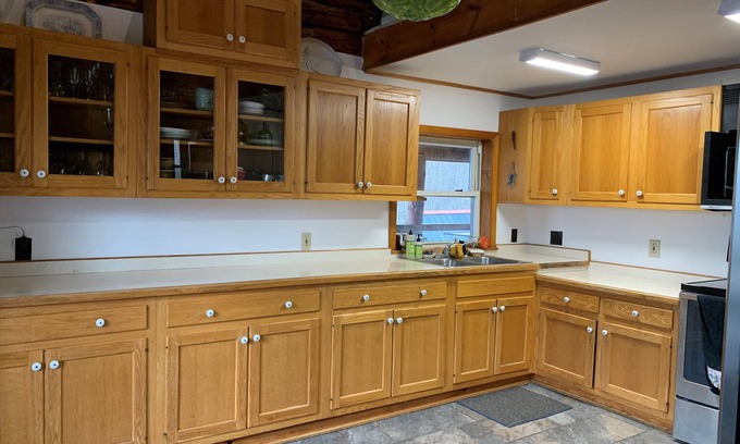 Scio Cabine | Secluded Authentic Log House w/valley view!