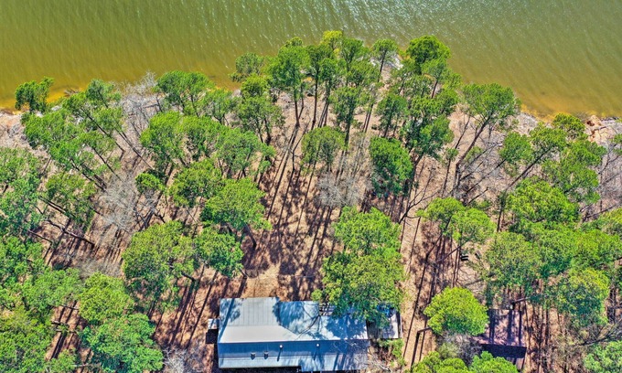 Avinger Maison | Secluded Avinger Home w/ Lake Access!