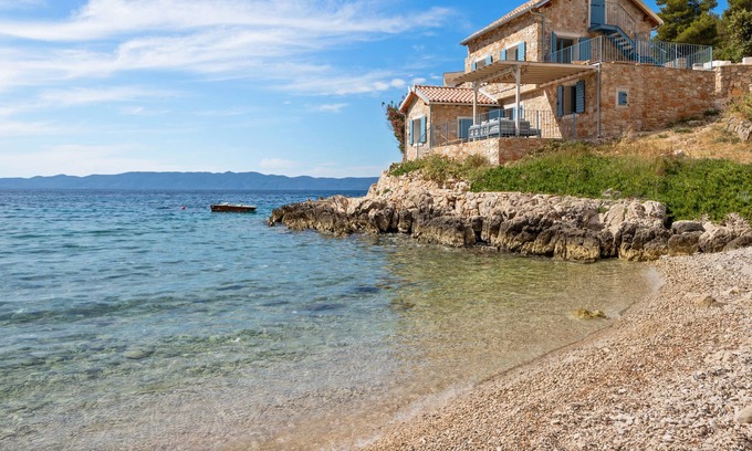 Gdinj Villa | Secluded Beach House | ☀ Power | La Villa Bleue 60% OFF LAST MIN JUNE