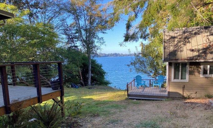 South Colby Maison | Secluded beach, nestled in nature's embrace, crashing waves & breathtaking views