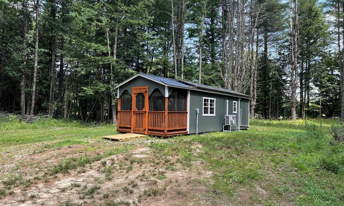 Constable Cabine | Secluded Cabin On the Salmon River Peninsula With AC and Heat in Westville NY