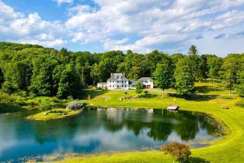 Austerlitz Maison | Secluded Estate w Guest House Private Pond Gym Movie Theater Sunny Pond