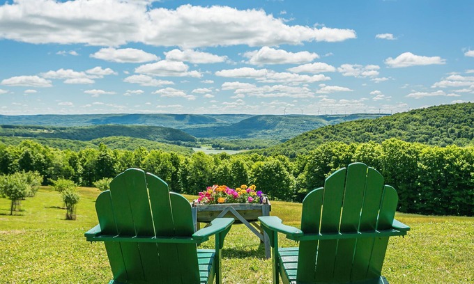 Naples Autre | Secluded Experience at The Sugar House on The Naples Maple Farm - Sleeps 12