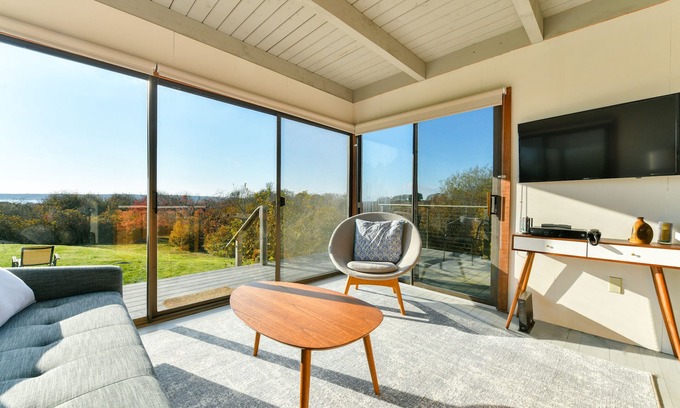 Chilmark Maison | Secluded Guest House overlooking Menemsha Pond. Dogs welcome + Lvl2 EV charger.