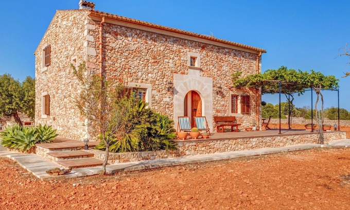 Santanyi Maison | Son Garrot avec jardin, vue sur les montagnes et Wi-Fi ; parking disponible