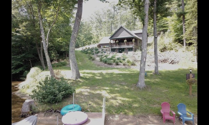 Shapleigh Maison | Secluded Lakefront Retreat Mousam Lake w/250ft of Sandy Beach - 2 Docks
