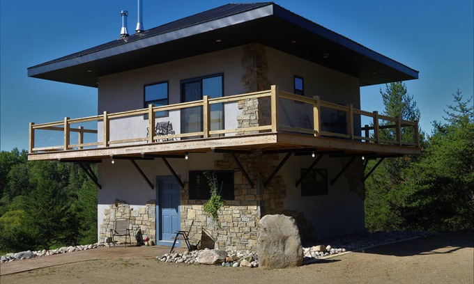 Puposky Cabine | Cabane de surveillance isolée - Pêche, sentiers de VTT, canoë, kayak et feux de camp.