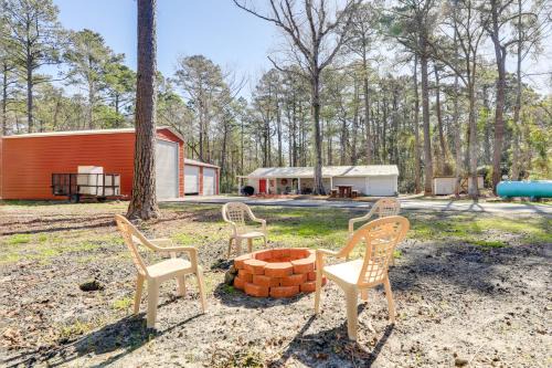 Newport Maison | Secluded Newport Getaway with Fire Pit and Grill!