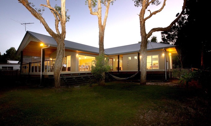 Amity Point Maison | Secluded & Private Stunning Beach House