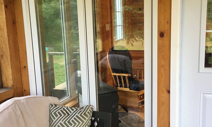 Goshen Cabine | Secluded Tiny Cabin Screened Porch Sleeps 4 - Goshen Springs Getaway