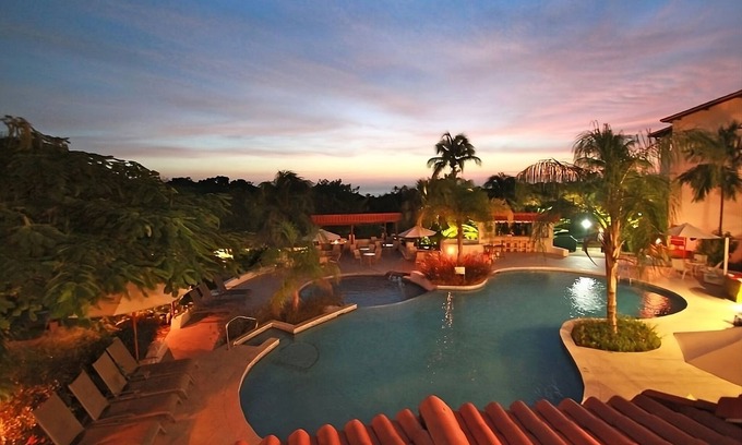 Maynards Hôtel | Secluded Tropical Hotel with Shuttle to Historical Speightstown