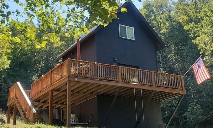Ronceverte Cabine | Second Creek Cabin - Rustic Mostly 20 Wooded Acres