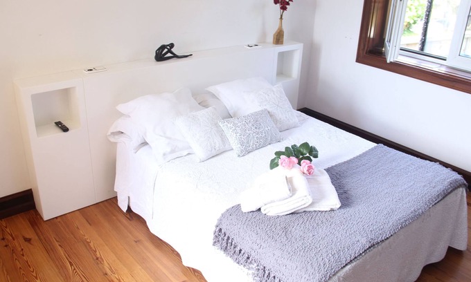 Baiona Old Town Chalet De Ski | Second floor of house with enclosed property in Baiona.