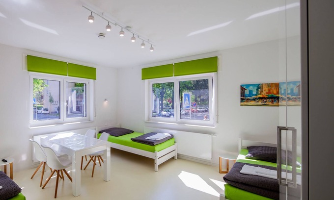 Innenstadt Appartement | SecondHome Stuttgart: 2 very nice vacation apartments in Esslingen for up to 17 pers