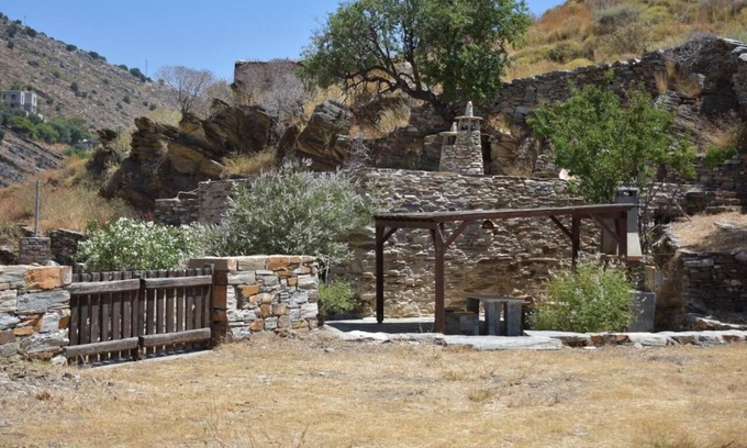 Kea Maison | Secret isolated stone house in Kea 2' away from the beach
