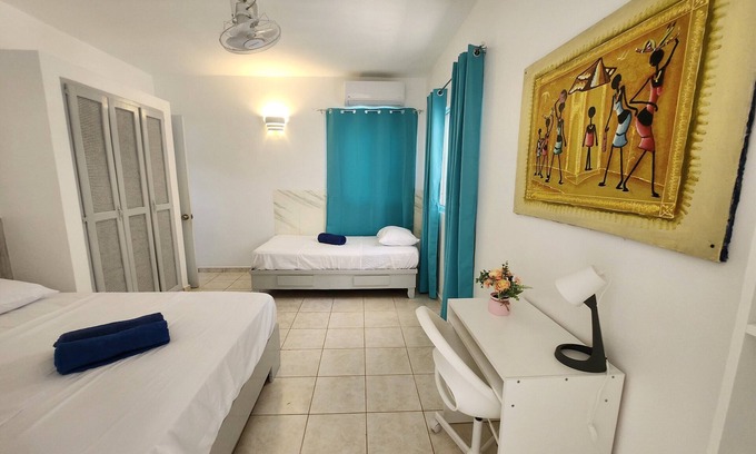 Las Terrenas Appartement | #6 - Shiva-Appartement-Confort-Salle de bain privée séparée-Vue ville