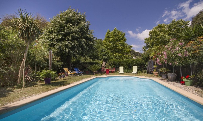 La Ciotat Villa | Piscine chauffée sécurisée, appartement climatisé dans villa à 800 m de la mer