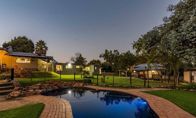 Krugersdorp Appartement | Secure Self-catered Apartment With Pool