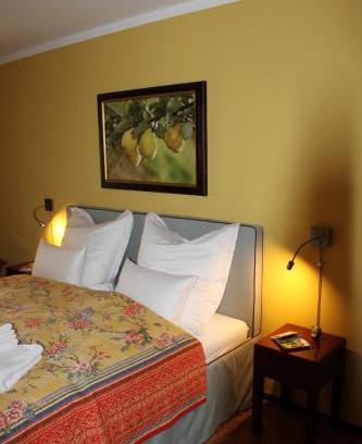 Petting Appartement | SEEBERGER GÜTL - by "Schloss Gessenberg" Exclusive apartments with a historic ambience for lovers of art and antiques