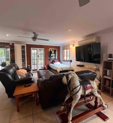 Churchable Maison | Seehorse Meadows, a Farm Stay in Churchable