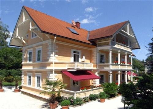 Poertschach am Woerthersee Appartement | Seevilla Wienerroither
