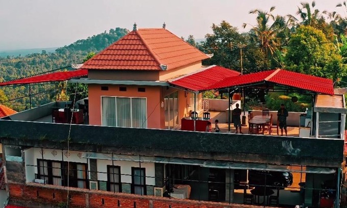 Sawan Lit Et Petit-Déjeuner | Sekumpul BnB