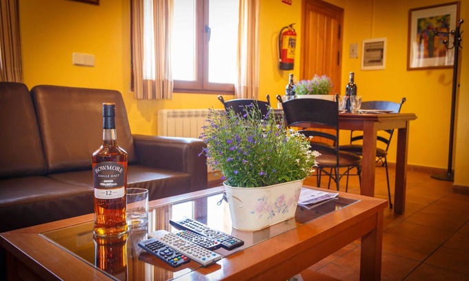 Paredes de Buitrago Chalet De Ski | Gîte El Bulín de Paredes pour 4 personnes
