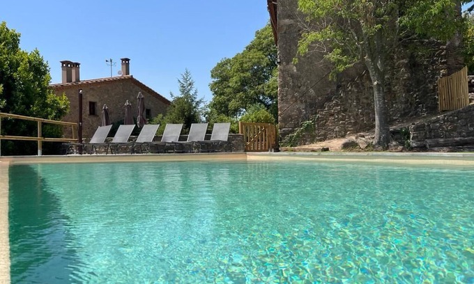 Beguda Cottage | Impresionante masía con vistas panorámicas y capacidad para 18 personas