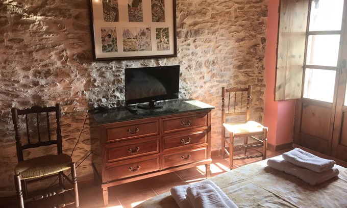 Vilafranca Cottage | Gîte Masía Matutano pour 12 personnes