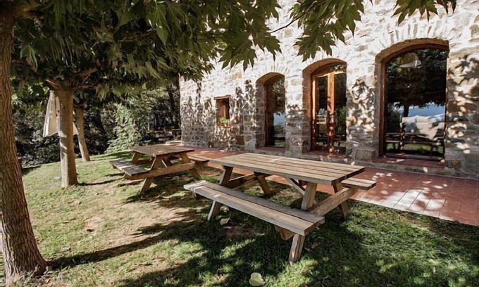 La Vall de Bianya Cottage | Espectacular masía completamente equipada con capacidad para 18 personas
