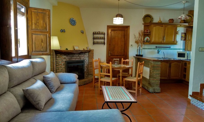 Nechite Cottage | Gîte Balcón de Válor pour 4 personnes