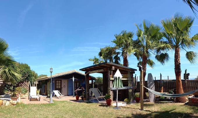 Tarifa Chalet De Ski | Chalets de vacances indépendants, à pied des plages locales dorées. Barbecues et hamacs,