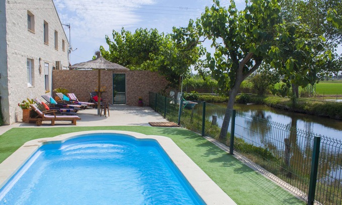 Riumar Cottage | Villa rurale, piscine privée, wifi gratuit, aire de jeux, à 1,8 km de la plage