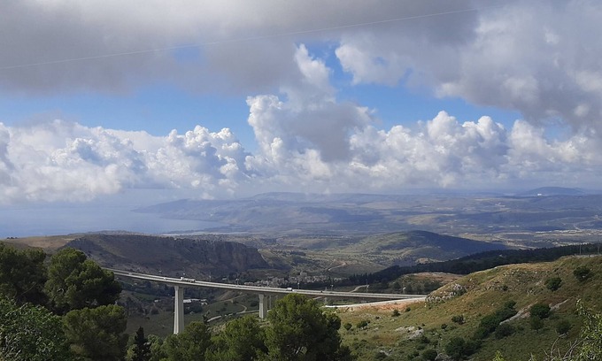 Safed Appartement | Self-contained Garden Flat Galilee sea mountains WiFi, Air-Conditioner, BBQ 1