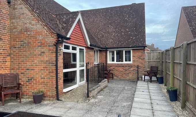 Figheldean Maison | Self contained large annexe near Stonehenge