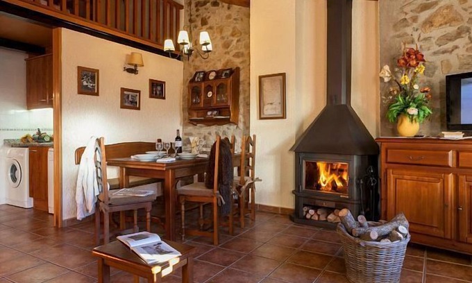 Sant Joan de Les Abadesses Cottage | Gîte Mas la Batllia pour 4 personnes