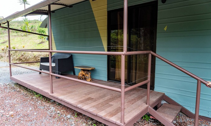 Rio Cuarto de Grecia Cabine | Selva Negra Loft: surrounded by mountains, rivers, lakes, and lush wildlife.