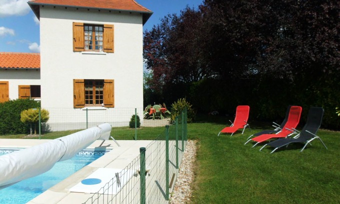 Riberac Maison | maison mitoyenne à celle du propriétaire classée 2* 4 pers agréable , tranquille