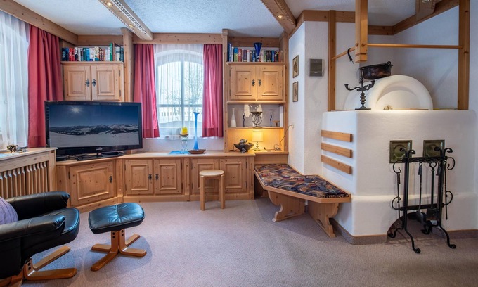 Hochkrimml Maison | Semi-detached house with breathtaking mountain view and close to the lift in the